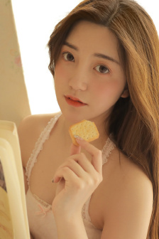 深夜办公室在线观看